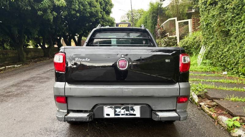 FIAT STRADA WORKING 1.4 2014/2015 ESTAÇÃO DO CARRO ESTRELA / Carros no Vale FIAT STRADA WORKING 1.4 2014/2015 ESTAÇÃO DO CARRO ESTRELA / Carros no Vale