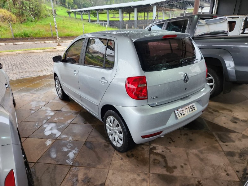 VOLKSWAGEN FOX 1.0 2013/2014 TS VEÍCULOS ANTA GORDA / Carros no Vale