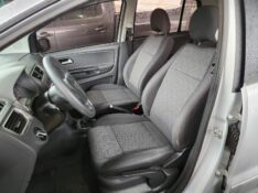 VOLKSWAGEN FOX 1.0 2013/2014 TS VEÍCULOS ANTA GORDA / Carros no Vale