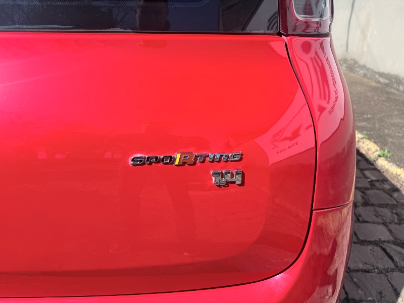 FIAT UNO 1.4 EVO SPORTING 2013/2013 ELY AUTOMÓVEIS LAJEADO / Carros no Vale