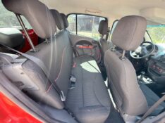 FIAT UNO 1.4 EVO SPORTING 2013/2013 ELY AUTOMÓVEIS LAJEADO / Carros no Vale