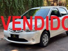 TOYOTA ETIOS XS 1.5 2014/2014 ESTAÇÃO DO CARRO ESTRELA / Carros no Vale
