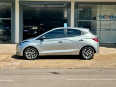 HYUNDAI HB20 DIAMOND PLUS 1.0 TGDI 2020/2021 SÉTIMA VEÍCULOS GUAPORÉ / Carros no Vale