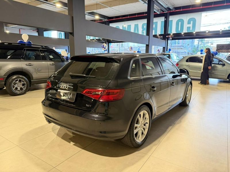 Audi A3 Spb 1.8 Tfsi 2013/2014 SIM VEÍCULOS PORTO ALEGRE / Carros no Vale Audi A3 Spb 1.8 Tfsi 2013/2014 SIM VEÍCULOS PORTO ALEGRE / Carros no Vale