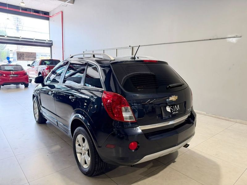 Chevrolet Captiva Sport 2.4 2013/2014 SIM VEÍCULOS PORTO ALEGRE / Carros no Vale Chevrolet Captiva Sport 2.4 2013/2014 SIM VEÍCULOS PORTO ALEGRE / Carros no Vale