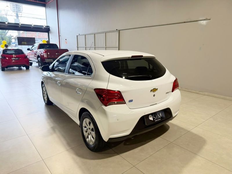 Chevrolet Onix 1.0 Lt 2016/2017 SIM VEÍCULOS PORTO ALEGRE / Carros no Vale Chevrolet Onix 1.0 Lt 2016/2017 SIM VEÍCULOS PORTO ALEGRE / Carros no Vale