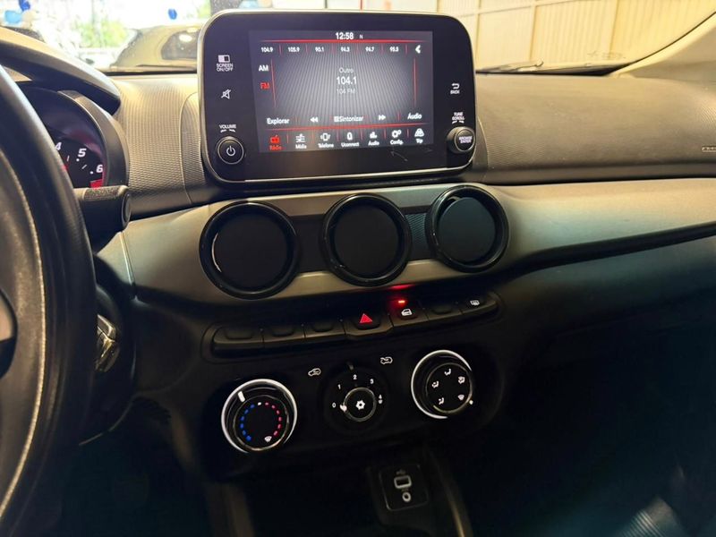 Fiat Cronos Drive 1.3 2018/2019 SIM VEÍCULOS PORTO ALEGRE / Carros no Vale