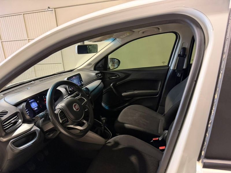 Fiat Cronos Drive 1.3 2018/2019 SIM VEÍCULOS PORTO ALEGRE / Carros no Vale