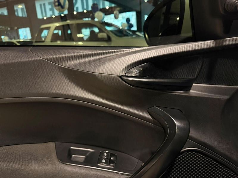 Fiat Cronos Drive 1.3 2018/2019 SIM VEÍCULOS PORTO ALEGRE / Carros no Vale