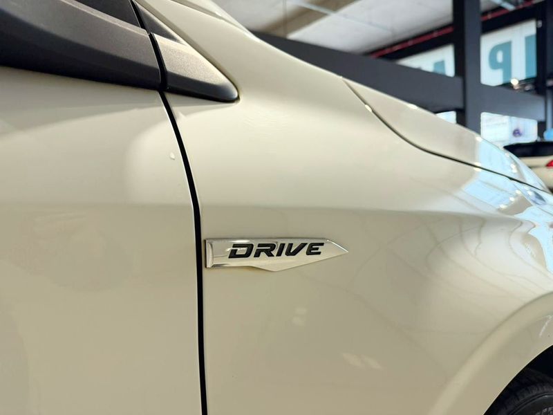 Fiat Cronos Drive 1.3 2018/2019 SIM VEÍCULOS PORTO ALEGRE / Carros no Vale