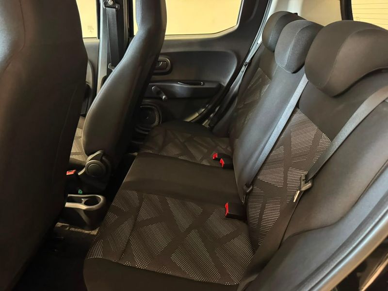 Fiat Mobi Like 1.0 Fire 2021/2022 SIM VEÍCULOS PORTO ALEGRE / Carros no Vale