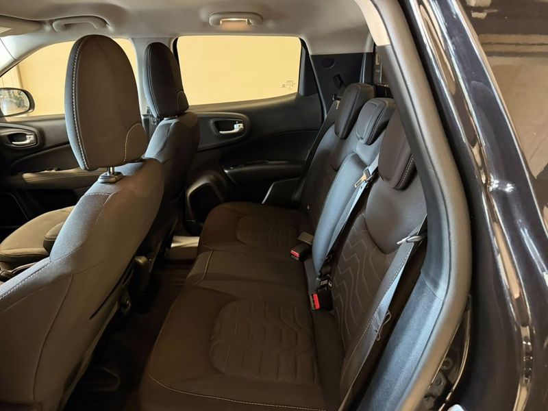Fiat Toro Freedom 1.3 T270 4×2 2022/2022 SIM VEÍCULOS PORTO ALEGRE / Carros no Vale Fiat Toro Freedom 1.3 T270 4×2 2022/2022 SIM VEÍCULOS PORTO ALEGRE / Carros no Vale