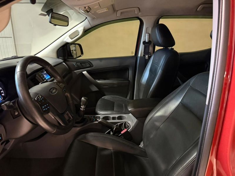 Ford Ranger 2.2 Xls 4×4 Cd 16v 2018/2019 SIM VEÍCULOS PORTO ALEGRE / Carros no Vale