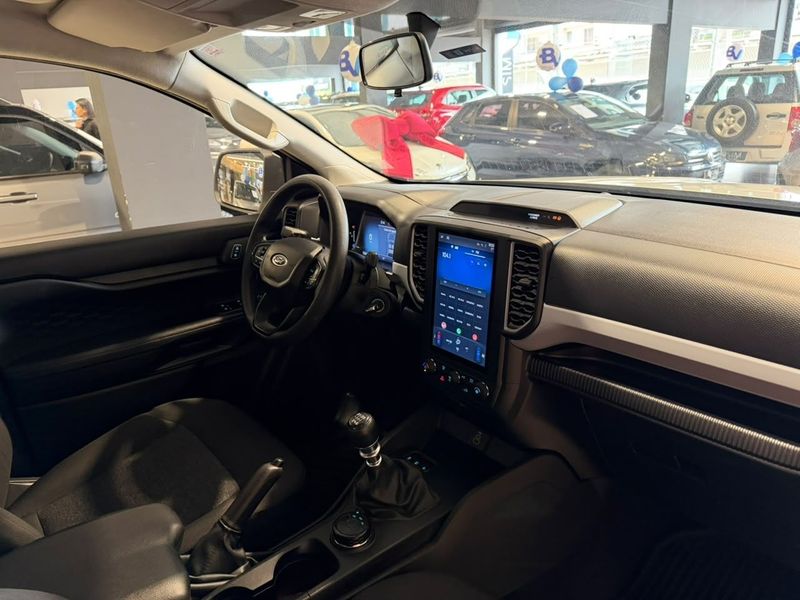 Ford Ranger Xl Cd 4×4 2025/2026 SIM VEÍCULOS PORTO ALEGRE / Carros no Vale