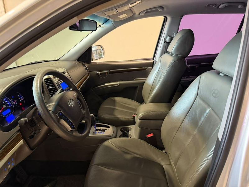 Hyundai Santa Fe 3.5 2010/2011 SIM VEÍCULOS PORTO ALEGRE / Carros no Vale Hyundai Santa Fe 3.5 2010/2011 SIM VEÍCULOS PORTO ALEGRE / Carros no Vale