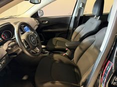 Jeep Compass 2.0 16v Sport 2017/2018 SIM VEÍCULOS PORTO ALEGRE / Carros no Vale