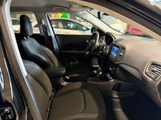 Jeep Compass 2.0 16v Sport 2017/2018 SIM VEÍCULOS PORTO ALEGRE / Carros no Vale