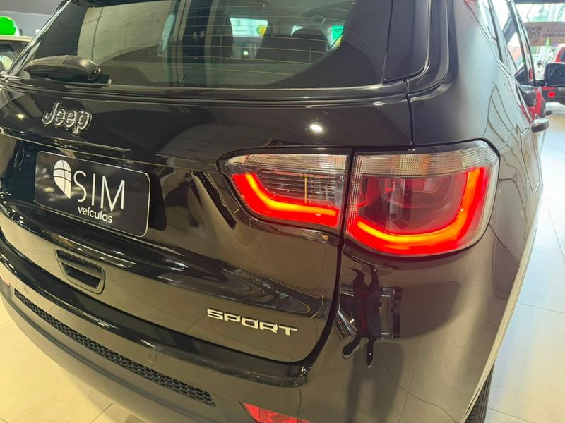 Jeep Compass 2.0 16v Sport 2017/2018 SIM VEÍCULOS PORTO ALEGRE / Carros no Vale