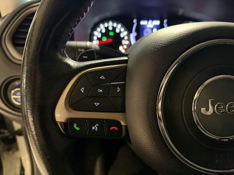 Jeep Renegade 1.8 16v Longitude 2017/2018 SIM VEÍCULOS PORTO ALEGRE / Carros no Vale