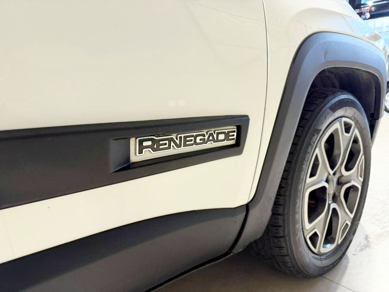 Jeep Renegade 1.8 16v Longitude 2017/2018 SIM VEÍCULOS PORTO ALEGRE / Carros no Vale