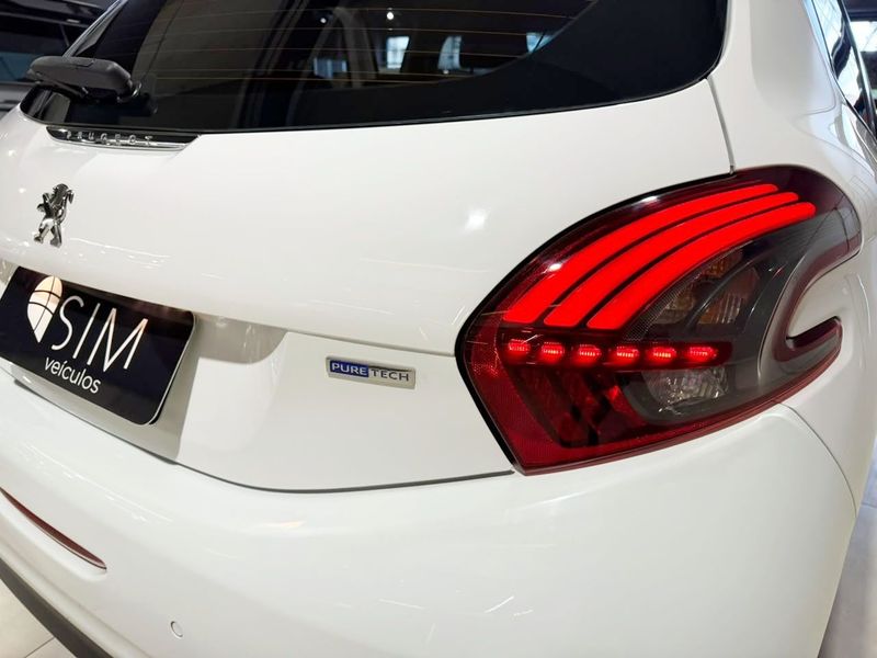 Peugeot 208 1.2 Allure 12v 2018/2018 SIM VEÍCULOS PORTO ALEGRE / Carros no Vale Peugeot 208 1.2 Allure 12v 2018/2018 SIM VEÍCULOS PORTO ALEGRE / Carros no Vale