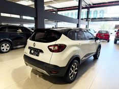 Renault Captur Zen 1.6 16v Mec 2017/2018 SIM VEÍCULOS PORTO ALEGRE / Carros no Vale