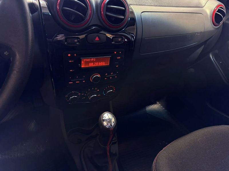 Renault Sandero Gt Line 1.6 16v 2012/2013 SIM VEÍCULOS PORTO ALEGRE / Carros no Vale