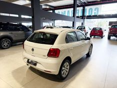 Volkswagen Gol Comfortline 1.6 T 8v 2017/2018 SIM VEÍCULOS PORTO ALEGRE / Carros no Vale