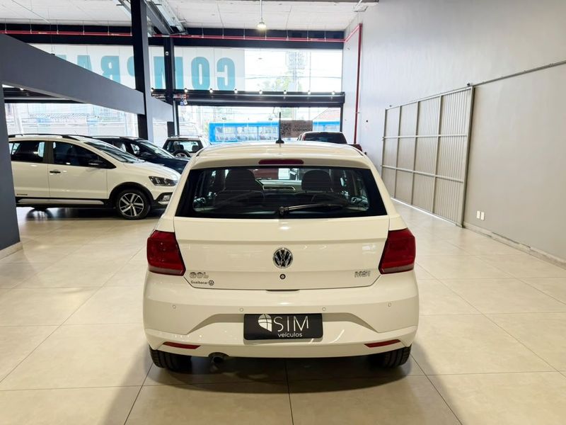 Volkswagen Gol Comfortline 1.6 T 8v 2017/2018 SIM VEÍCULOS PORTO ALEGRE / Carros no Vale Volkswagen Gol Comfortline 1.6 T 8v 2017/2018 SIM VEÍCULOS PORTO ALEGRE / Carros no Vale