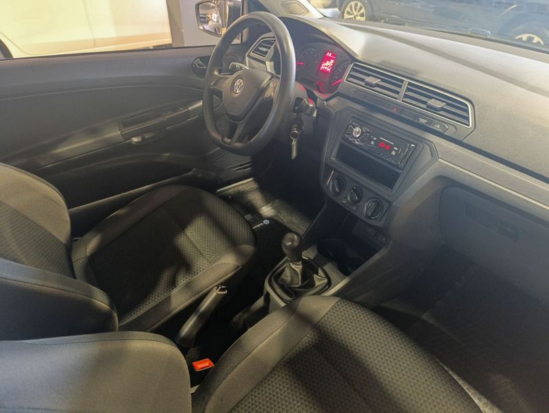 Volkswagen Saveiro 1.6 Cs Robust 8v 2022/2023 SIM VEÍCULOS PORTO ALEGRE / Carros no Vale