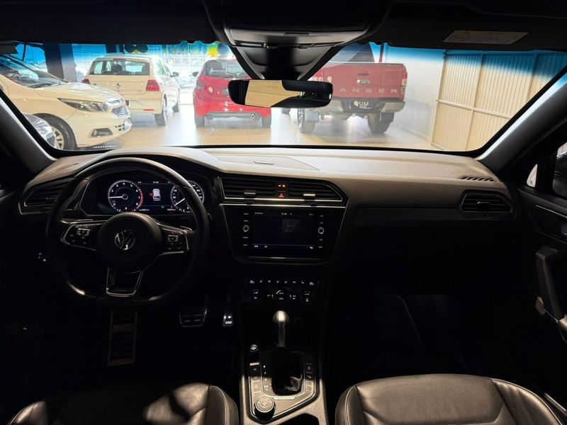 Volkswagen Tiguan Allspac Rline 350 Tsi 2.0 4×4 2018/2018 SIM VEÍCULOS PORTO ALEGRE / Carros no Vale Volkswagen Tiguan Allspac Rline 350 Tsi 2.0 4×4 2018/2018 SIM VEÍCULOS PORTO ALEGRE / Carros no Vale