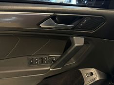Volkswagen Tiguan Allspac Rline 350 Tsi 2.0 4×4 2018/2018 SIM VEÍCULOS PORTO ALEGRE / Carros no Vale