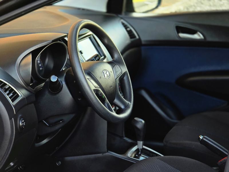 Hyundai HB20S C.Style/C.Plus1.6 16V 2013/2014 AUTO NÍVEL VEÍCULOS SANTA CRUZ DO SUL / Carros no Vale Hyundai HB20S C.Style/C.Plus1.6 16V 2013/2014 AUTO NÍVEL VEÍCULOS SANTA CRUZ DO SUL / Carros no Vale