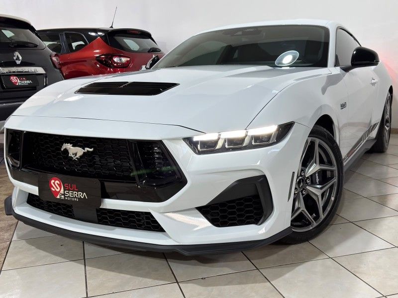 FORD MUSTANG 5.0 GT PERFORMANCE V8 2024/2024 SUL SERRA MOTORS CAXIAS DO SUL / Carros no Vale FORD MUSTANG 5.0 GT PERFORMANCE V8 2024/2024 SUL SERRA MOTORS CAXIAS DO SUL / Carros no Vale