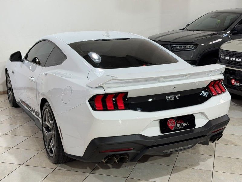 FORD MUSTANG 5.0 GT PERFORMANCE V8 2024/2024 SUL SERRA MOTORS CAXIAS DO SUL / Carros no Vale FORD MUSTANG 5.0 GT PERFORMANCE V8 2024/2024 SUL SERRA MOTORS CAXIAS DO SUL / Carros no Vale
