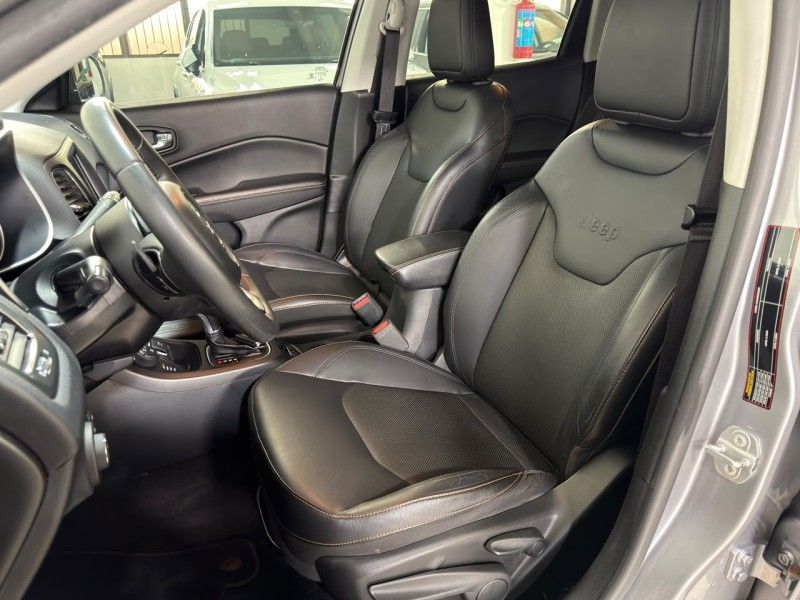 JEEP COMPASS 2.0 16V LONGITUDE 4X4 2020/2021 SUL SERRA MOTORS CAXIAS DO SUL / Carros no Vale