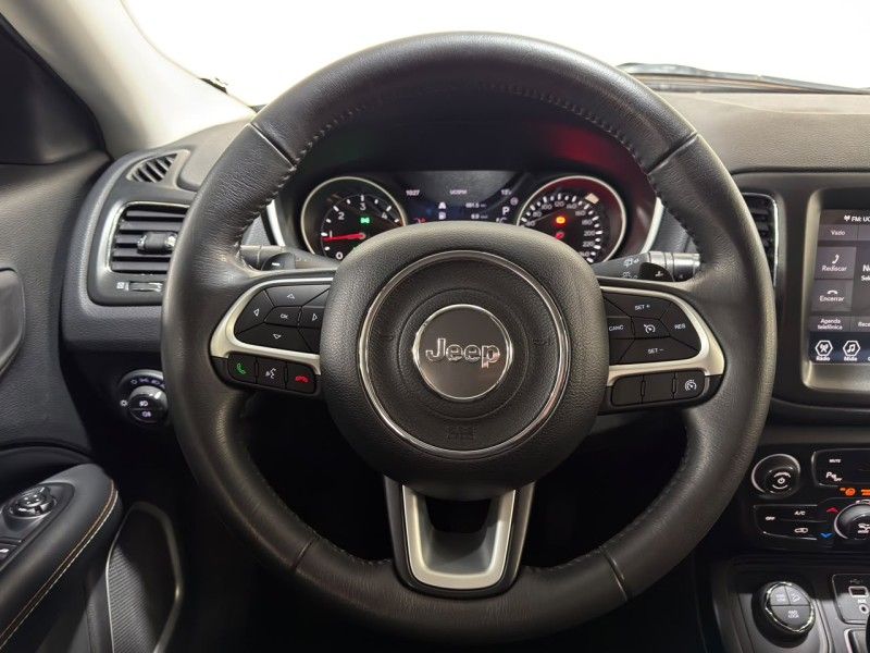 JEEP COMPASS 2.0 16V LONGITUDE 4X4 2020/2021 SUL SERRA MOTORS CAXIAS DO SUL / Carros no Vale