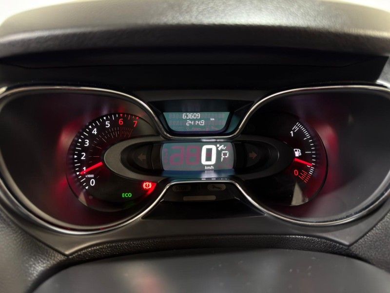 RENAULT CAPTUR 1.6 16V INTENSE 2018/2019 SUL SERRA MOTORS CAXIAS DO SUL / Carros no Vale