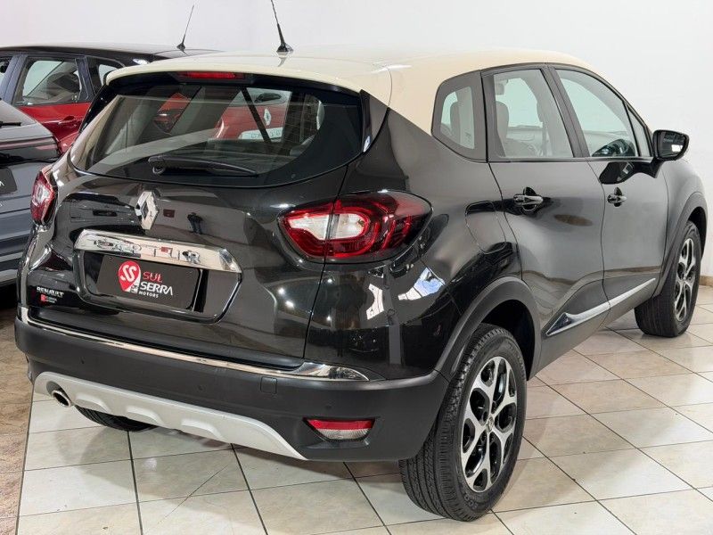 RENAULT CAPTUR 1.6 16V INTENSE 2018/2019 SUL SERRA MOTORS CAXIAS DO SUL / Carros no Vale