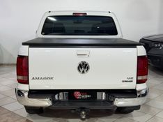 VOLKSWAGEN AMAROK 3.0 V6 TDI HIGHLINE CD 4MOTION 2019/2019 SUL SERRA MOTORS CAXIAS DO SUL / Carros no Vale