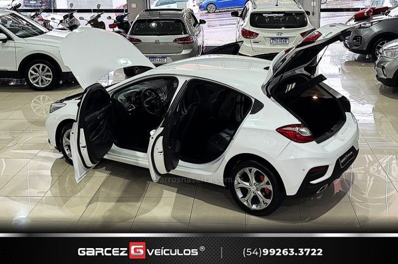CHEVROLET CRUZE 1.4 TURBO LT SPORT6 16V 2019/2019 GARCEZ VEÍCULOS BENTO GONÇALVES / Carros no Vale CHEVROLET CRUZE 1.4 TURBO LT SPORT6 16V 2019/2019 GARCEZ VEÍCULOS BENTO GONÇALVES / Carros no Vale