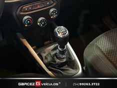 CHEVROLET ONIX 1.4 MPFI LT 8V 2017/2018 GARCEZ VEÍCULOS BENTO GONÇALVES / Carros no Vale