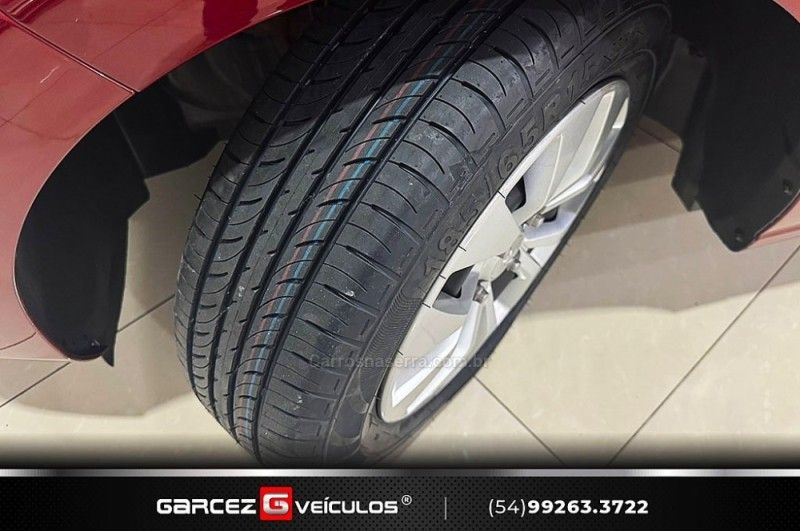 CHEVROLET ONIX 1.4 MPFI LT 8V 2017/2018 GARCEZ VEÍCULOS BENTO GONÇALVES / Carros no Vale