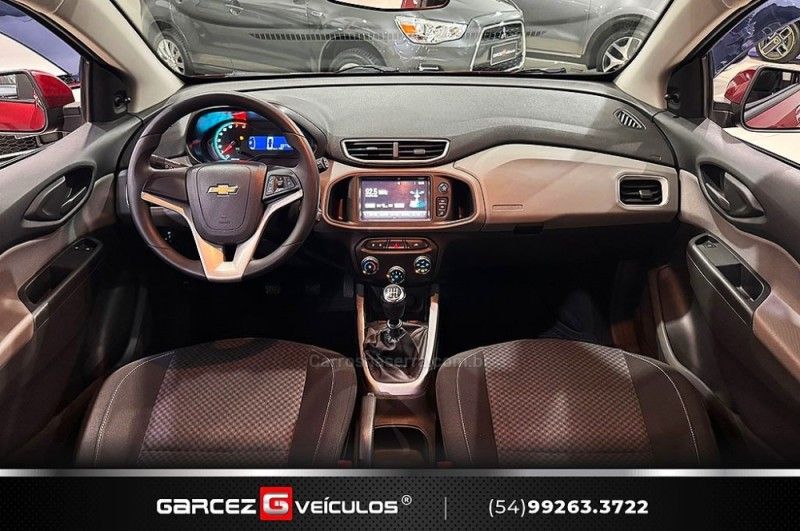 CHEVROLET ONIX 1.4 MPFI LT 8V 2017/2018 GARCEZ VEÍCULOS BENTO GONÇALVES / Carros no Vale