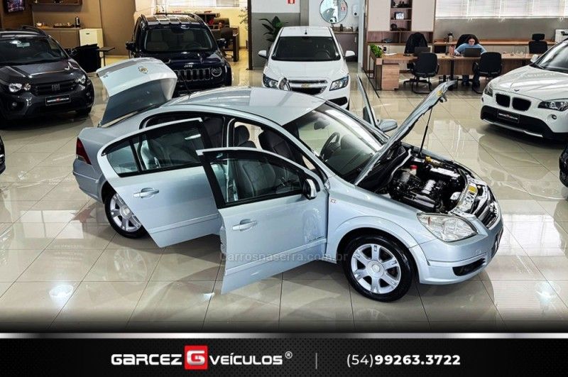 CHEVROLET VECTRA 2.0 MPFI ELEGANCE 8V 2008/2009 GARCEZ VEÍCULOS BENTO GONÇALVES / Carros no Vale