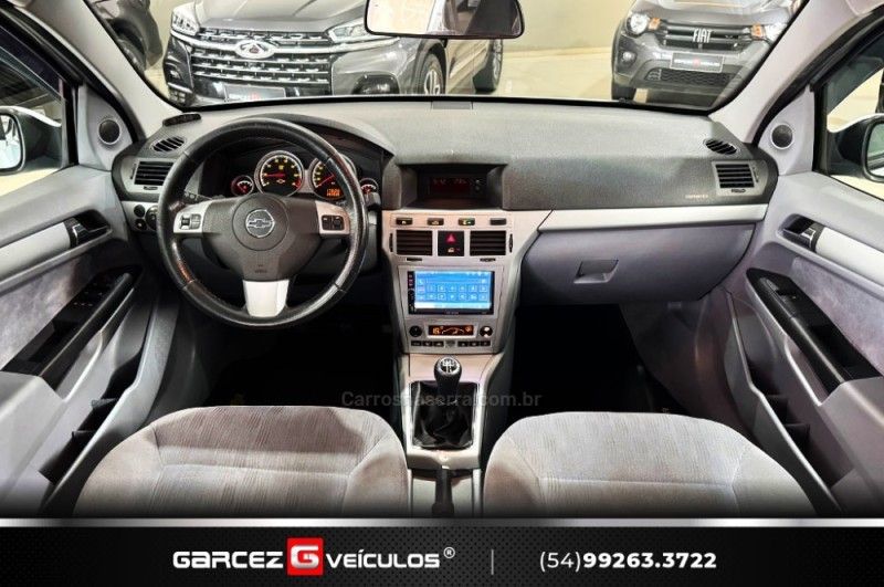 CHEVROLET VECTRA 2.0 MPFI ELEGANCE 8V 2008/2009 GARCEZ VEÍCULOS BENTO GONÇALVES / Carros no Vale