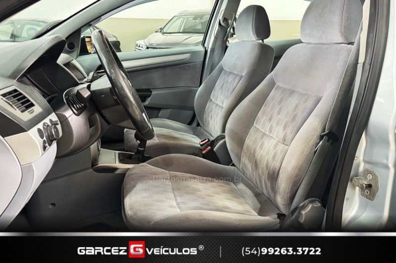 CHEVROLET VECTRA 2.0 MPFI ELEGANCE 8V 2008/2009 GARCEZ VEÍCULOS BENTO GONÇALVES / Carros no Vale