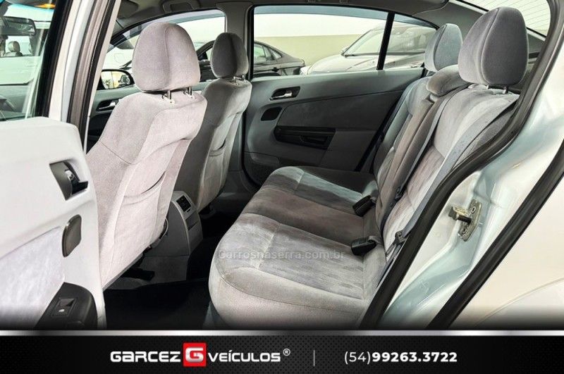 CHEVROLET VECTRA 2.0 MPFI ELEGANCE 8V 2008/2009 GARCEZ VEÍCULOS BENTO GONÇALVES / Carros no Vale