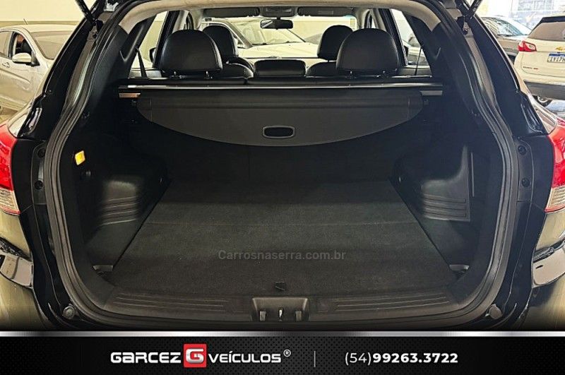 HYUNDAI IX35 2.0 16V 2015/2016 GARCEZ VEÍCULOS BENTO GONÇALVES / Carros no Vale