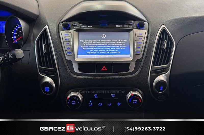 HYUNDAI IX35 2.0 16V 2015/2016 GARCEZ VEÍCULOS BENTO GONÇALVES / Carros no Vale